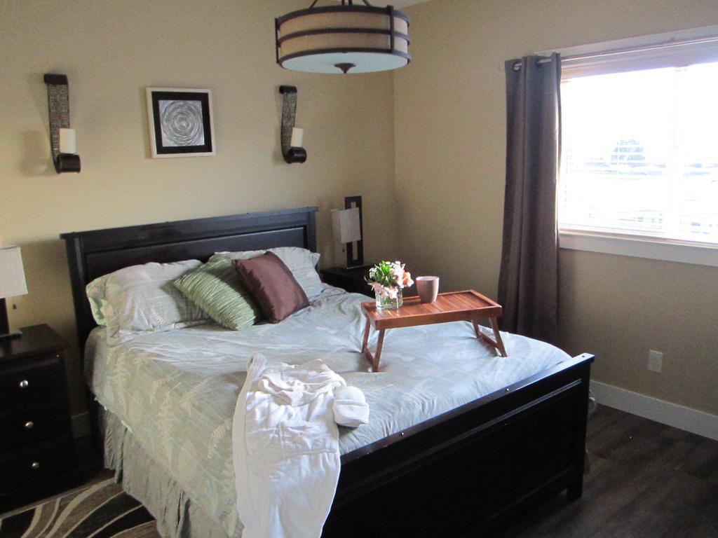Winedownhere - Lic. 75806 Kelowna Dış mekan fotoğraf